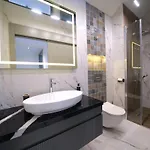 Luxury In Private Pool & Smart