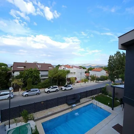 Luxury In Private Pool & Smart