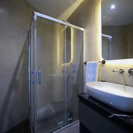 Luxury In Private Pool & Smart