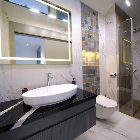 Luxury In Private Pool & Smart